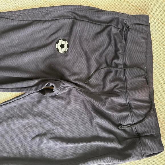 Holloway Women’s Navy Soccer Capri Varsity Pants Size Medium Athletic Fit - Picture 6 of 8